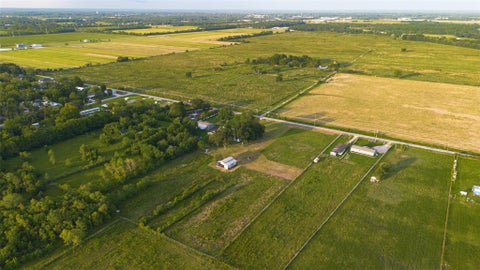 Photo of 307 County Road 6021, Dayton, TX 77535 (MLS # 76645177)