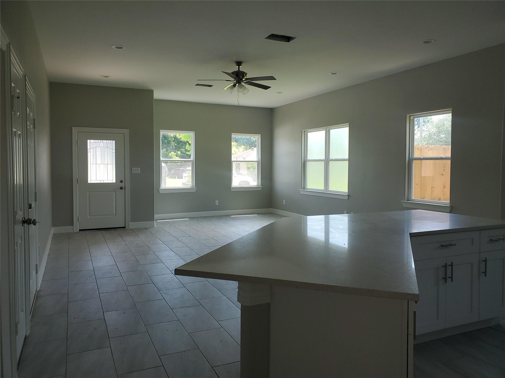 105 S Algeria Street