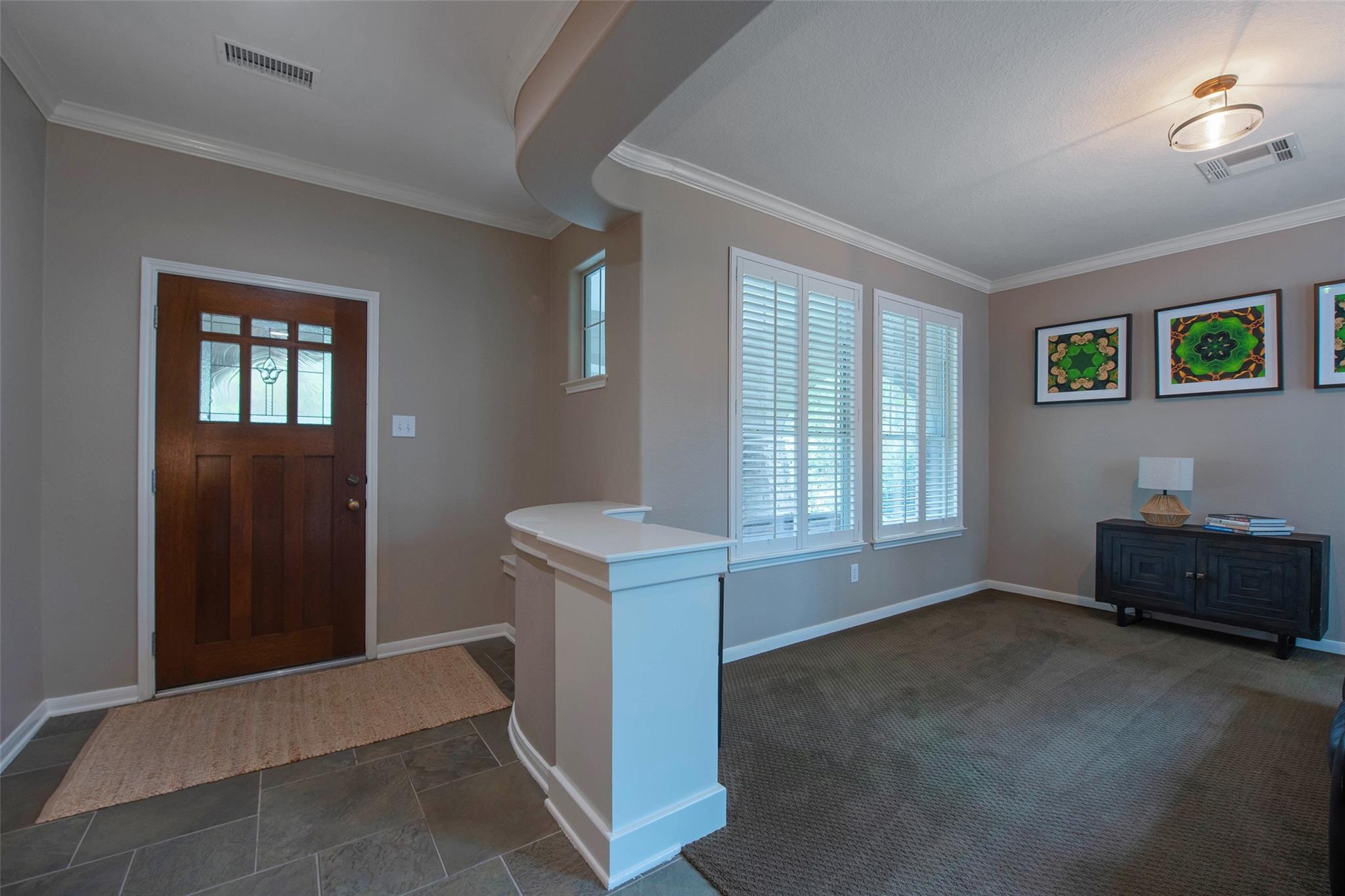 110 S Longsford Circle