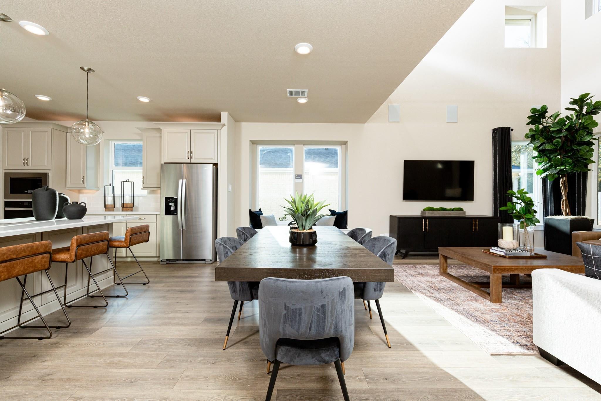 2214 Grapewood Lane