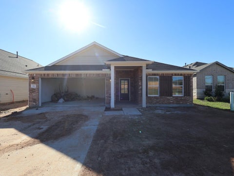 Photo of 810 Ridgewood Cliffs Court, Willis, TX 77378 (MLS # 46774301)