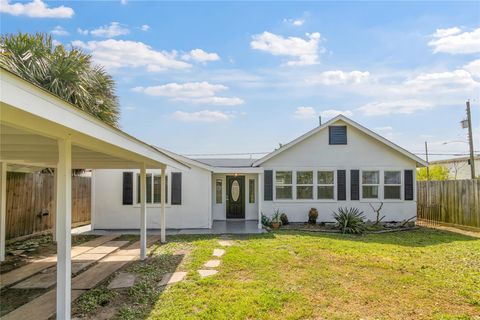 Homes For Sale - 5515 Avenue R<br/> Galveston, TX 77551