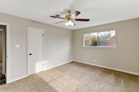 Tiny photo for 105 Poinciana Street Street, Lake Jackson, TX 77566 (MLS # 49515180)