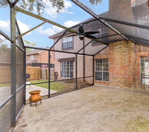 Tiny photo for 105 Poinciana Street Street, Lake Jackson, TX 77566 (MLS # 49515180)