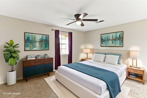 Tiny photo for 105 Poinciana Street Street, Lake Jackson, TX 77566 (MLS # 49515180)