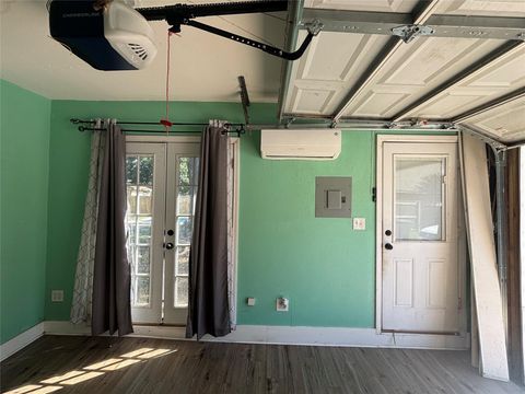 Tiny photo for 105 Poinciana Street Street, Lake Jackson, TX 77566 (MLS # 49515180)