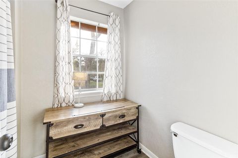 Tiny photo for 105 Poinciana Street Street, Lake Jackson, TX 77566 (MLS # 49515180)