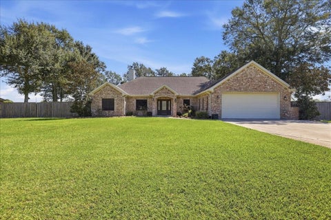 Photo of 8060 E Ashford Park, Orange, TX 77630 (MLS # 66894594)