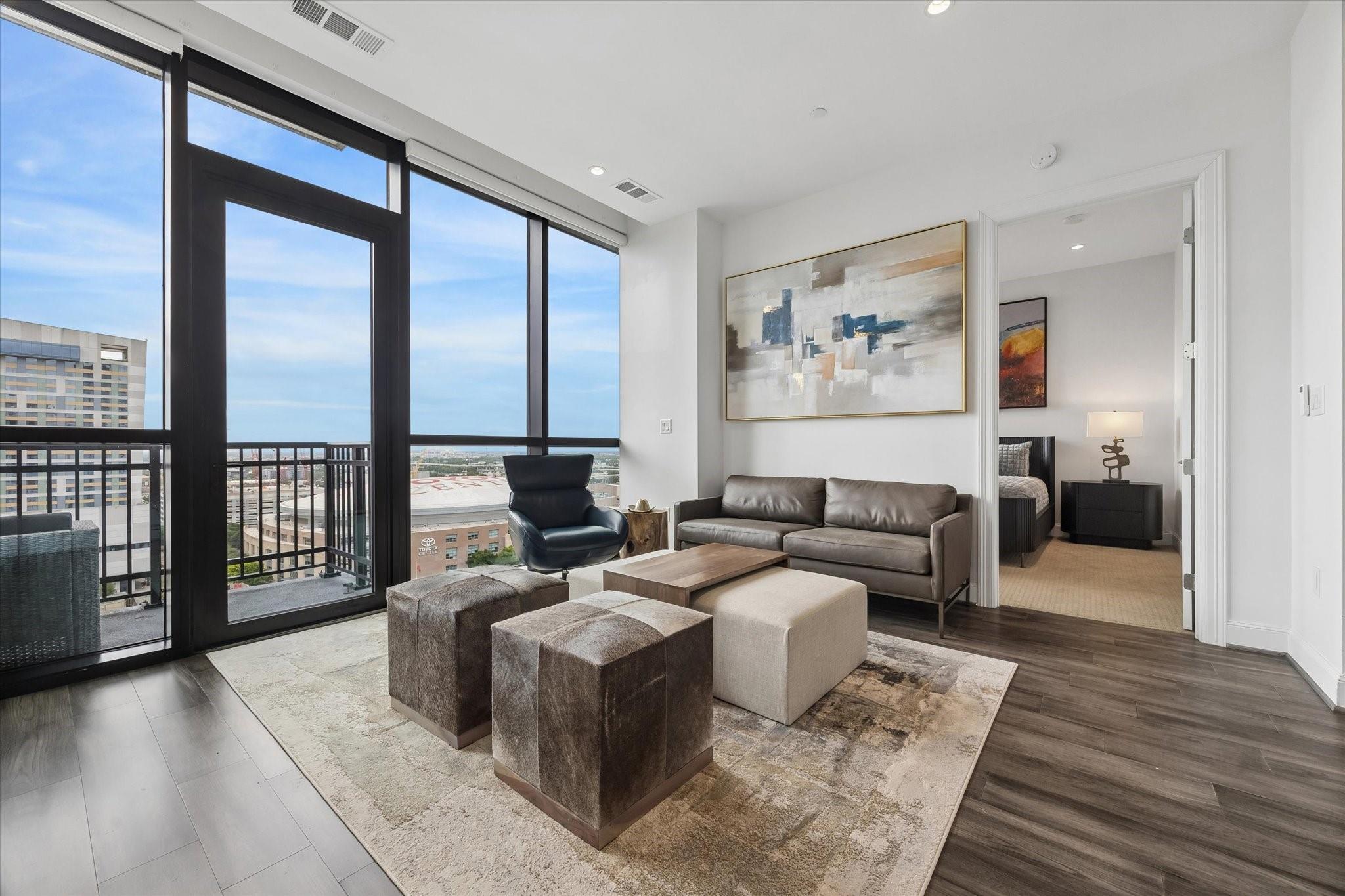 1211 Caroline Street 1503