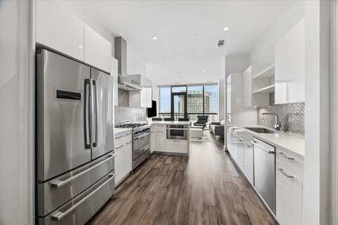 Photo of 1211 Caroline Street #1503, Houston, TX 77002 (MLS # 39375454)