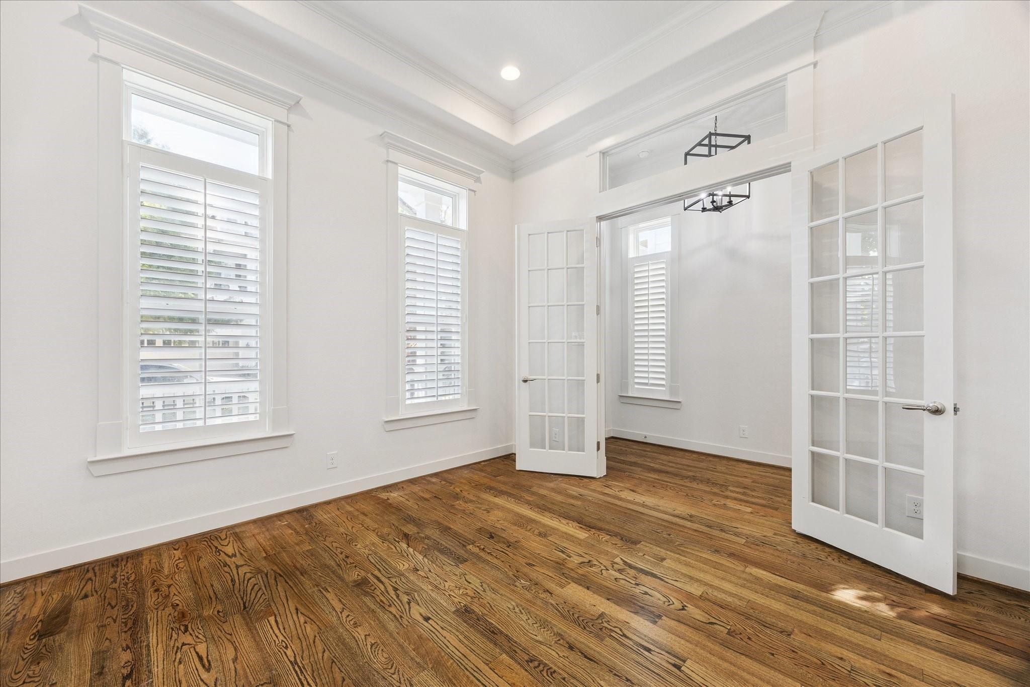 411 W 24th Street