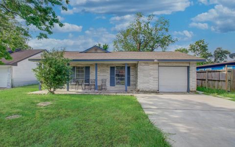 Photo of 510 Roper Street, Houston, TX 77034 (MLS # 29600324)