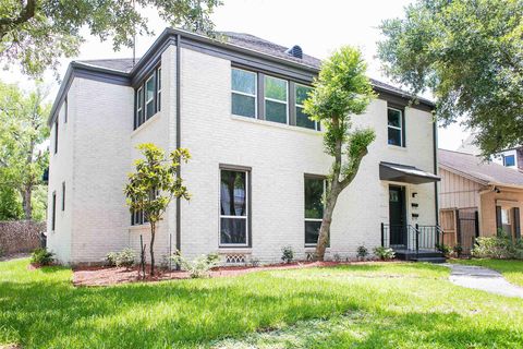 Photo of 2301 Albans Road, Houston, TX 77005 (MLS # 76352527)