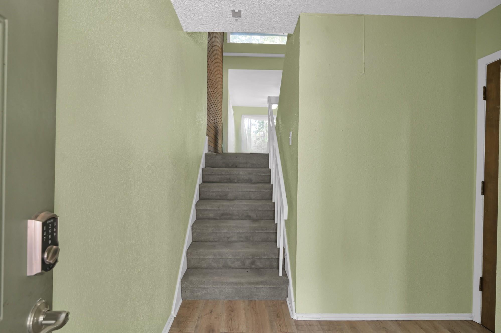 162 Villa Way