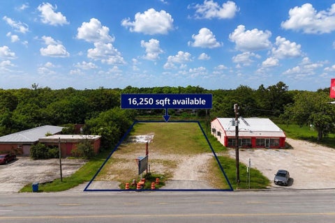 Vacant Land For Sale - 8507 Highway 6<br/> Galveston County, Hitchcock, TX 77563