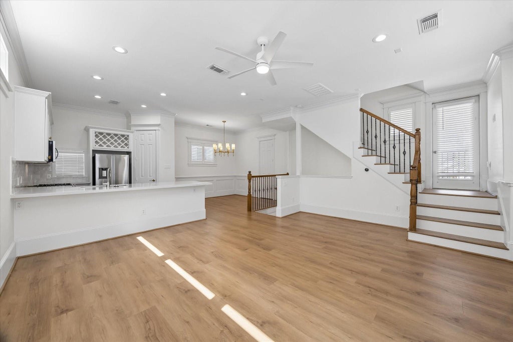 Photo of 1130 W 23rd Street, Houston, TX 77008 (MLS # 51876433)