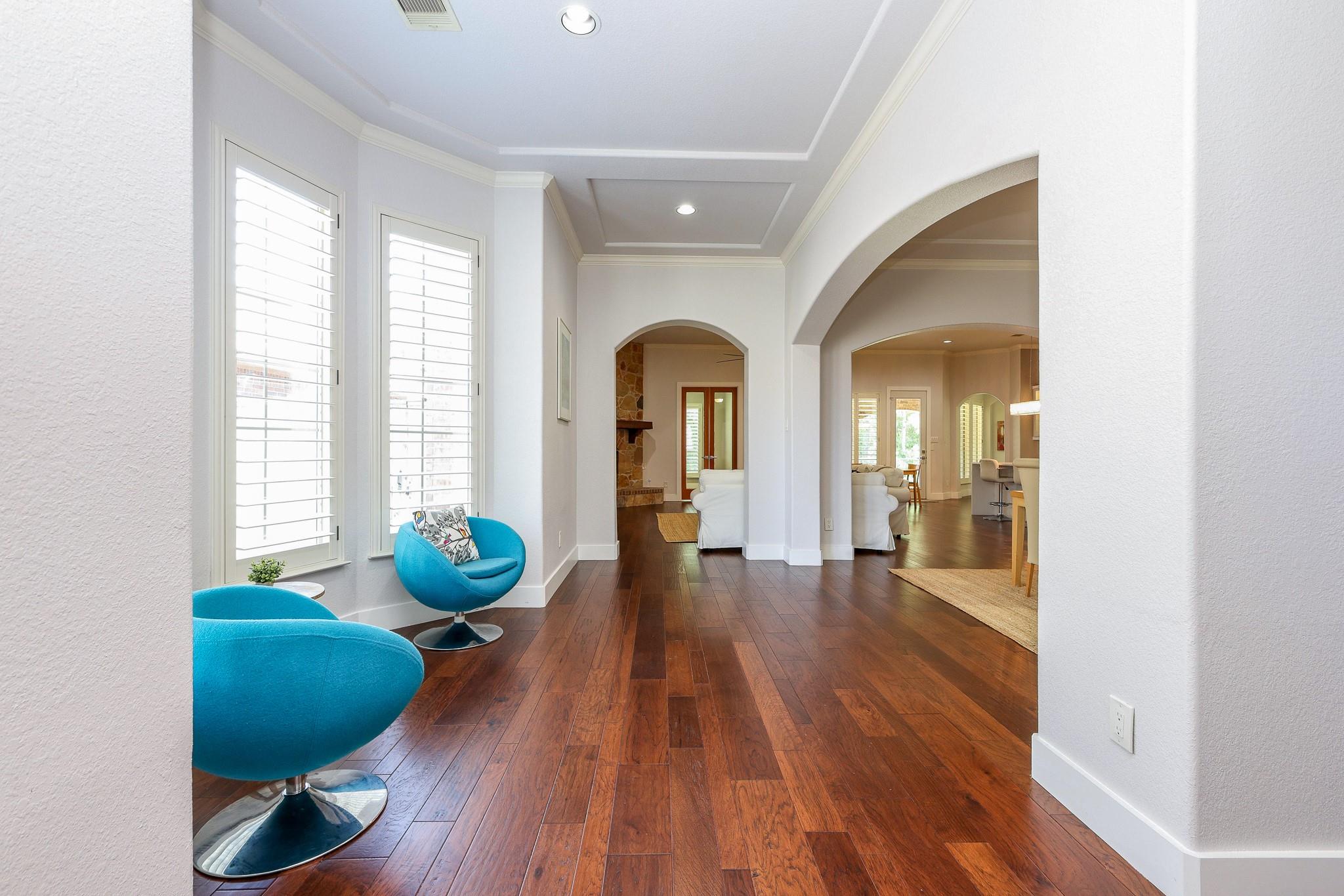 2811 King Point View Lane