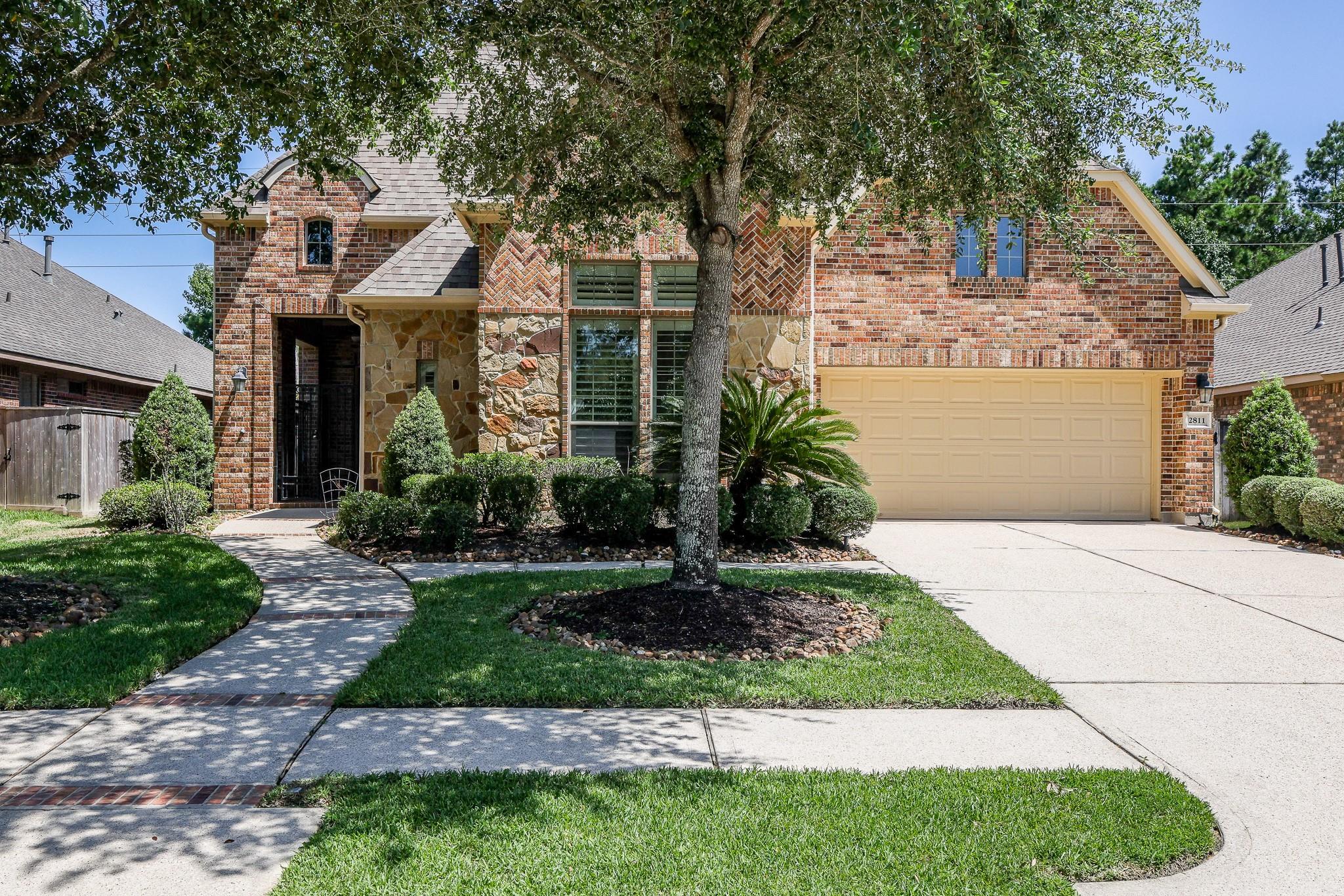 2811 King Point View Lane