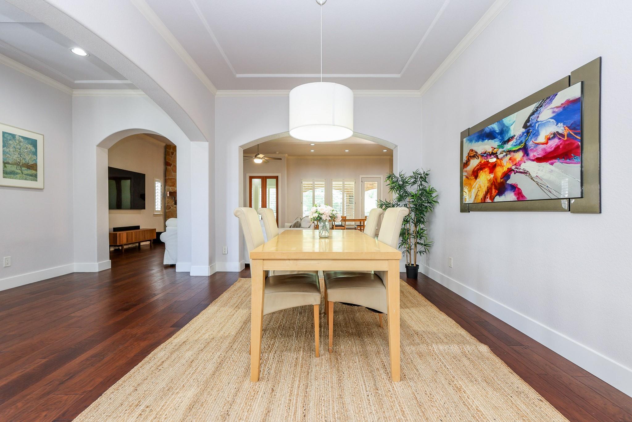 2811 King Point View Lane