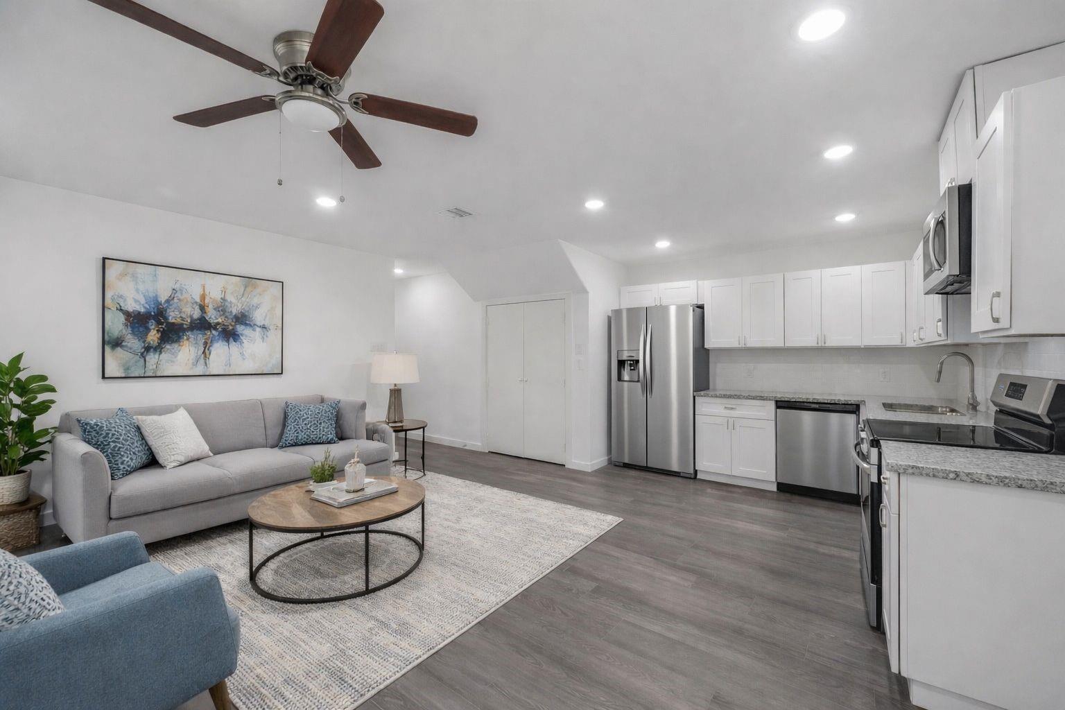 8639 Peachtree St Street