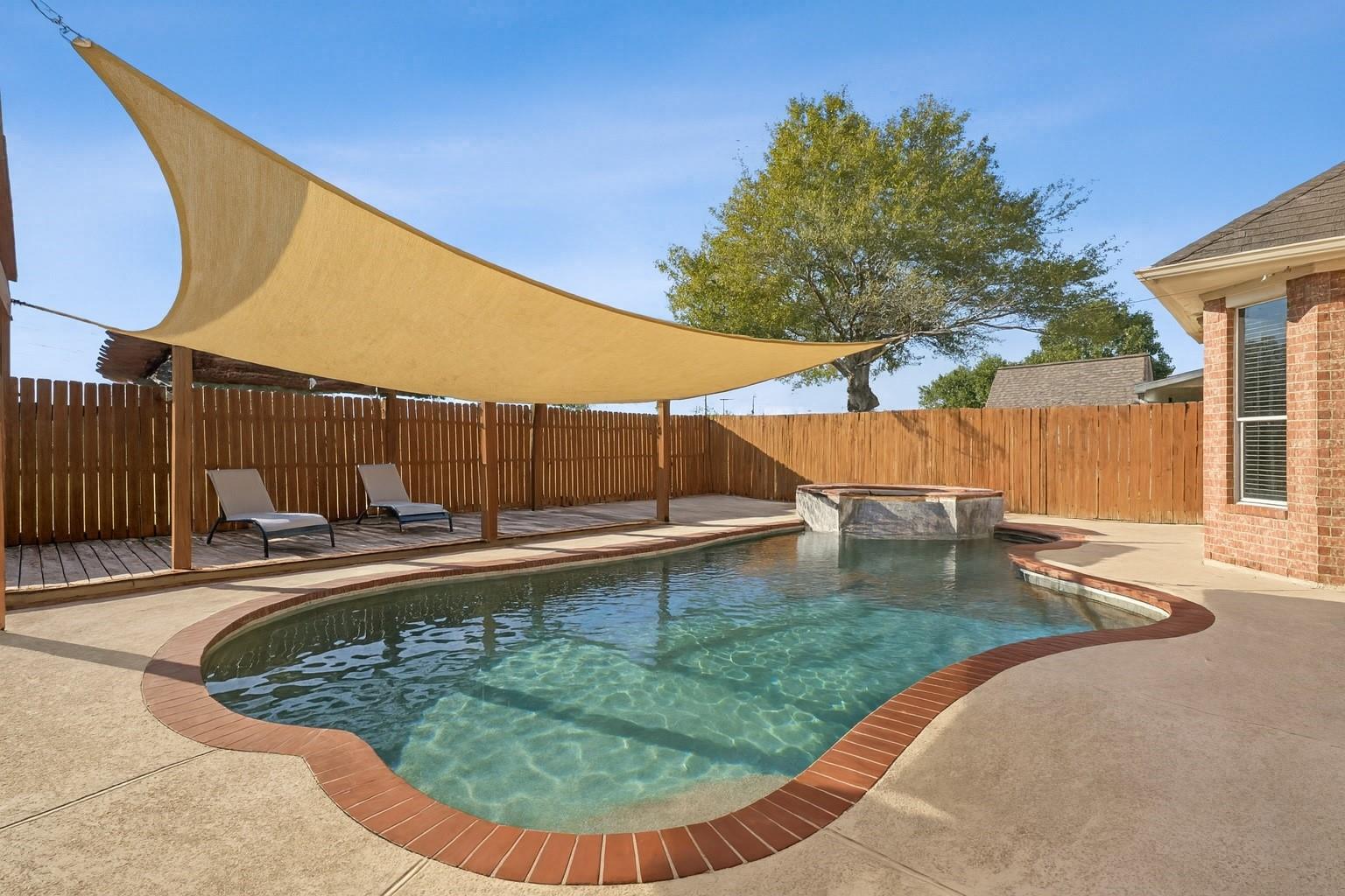 3304 Autumn Forest Drive