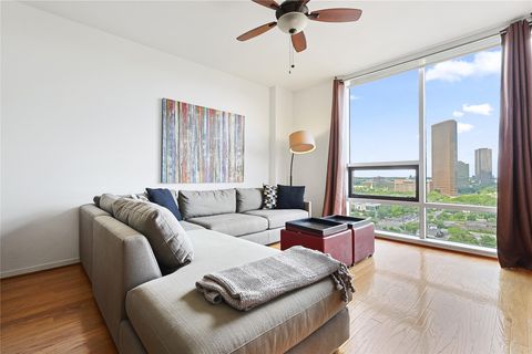 Photo of 5110 San Felipe St #151W, Houston, TX 77056 (MLS # 74582672)