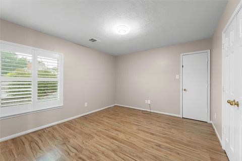 Tiny photo for 2118 Cypress Run Drive, Sugar Land, TX 77478 (MLS # 81003572)