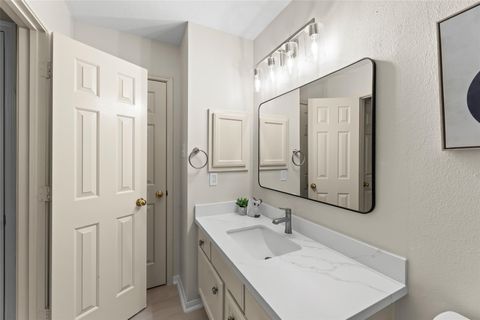 Tiny photo for 2118 Cypress Run Drive, Sugar Land, TX 77478 (MLS # 81003572)