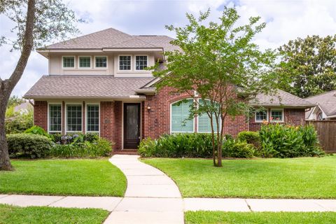Photo of 2118 Cypress Run Drive, Sugar Land, TX 77478 (MLS # 81003572)