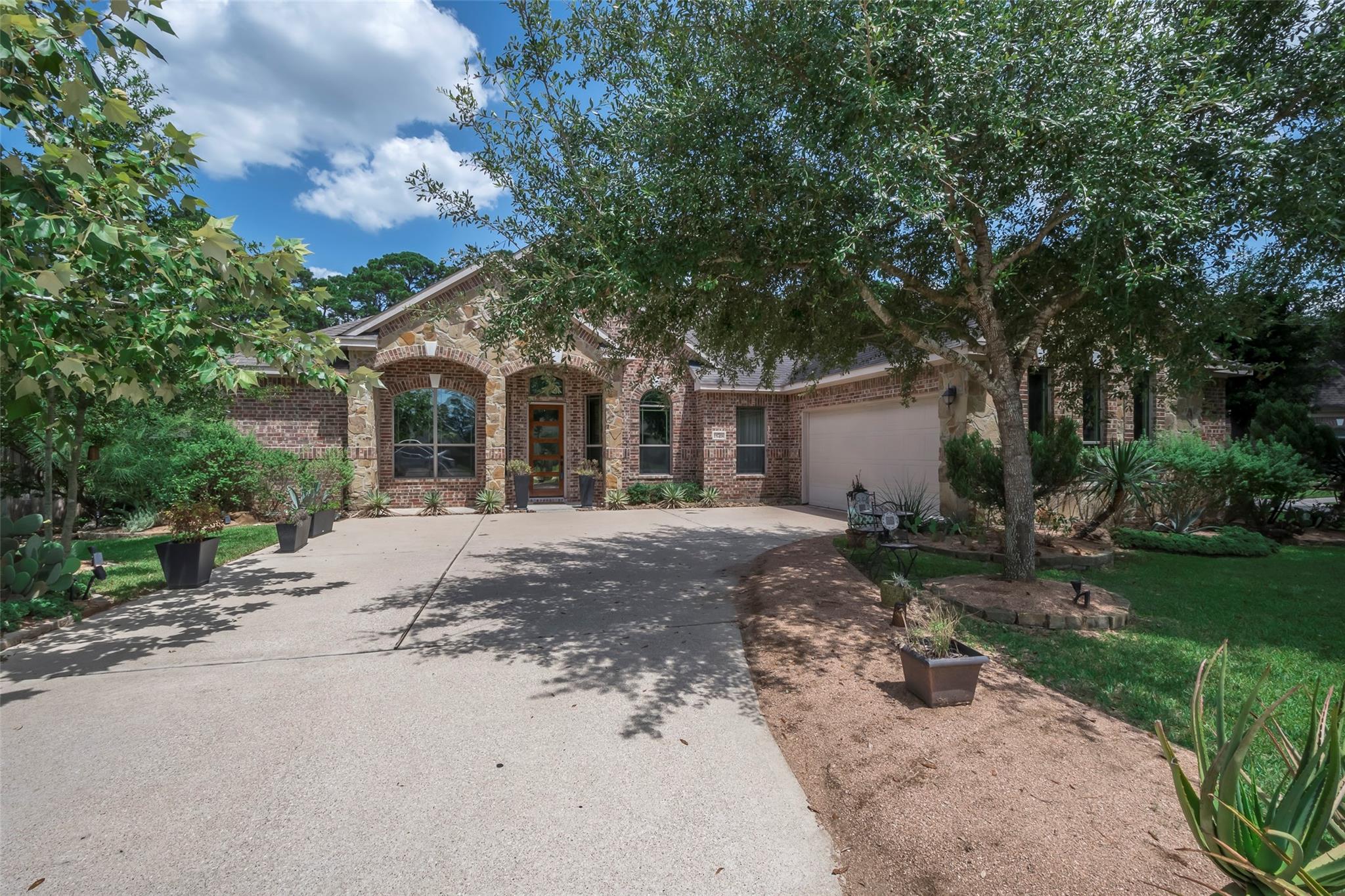 15418 Kenny Drive