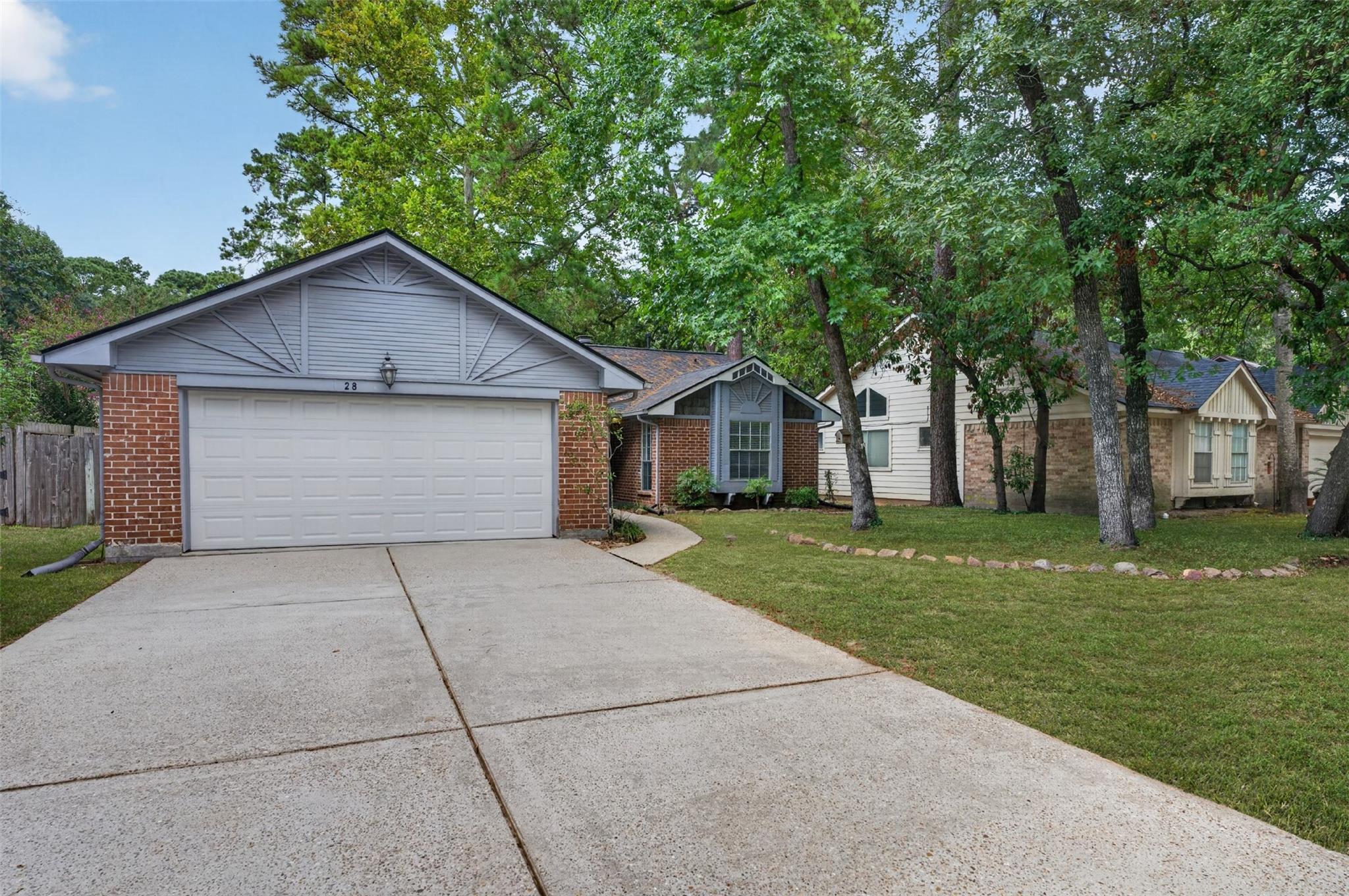 28 S Rain Forest Court