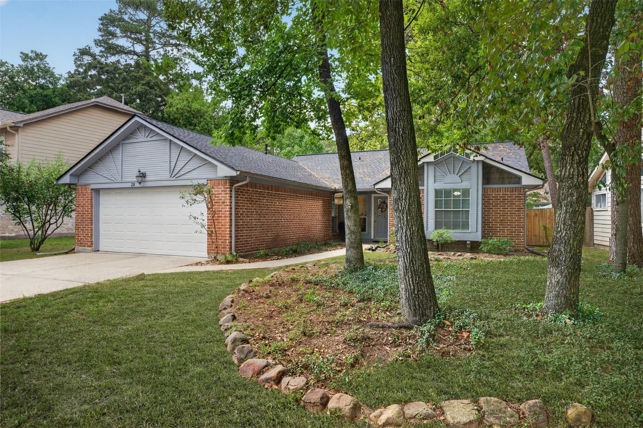 28 S Rain Forest Court