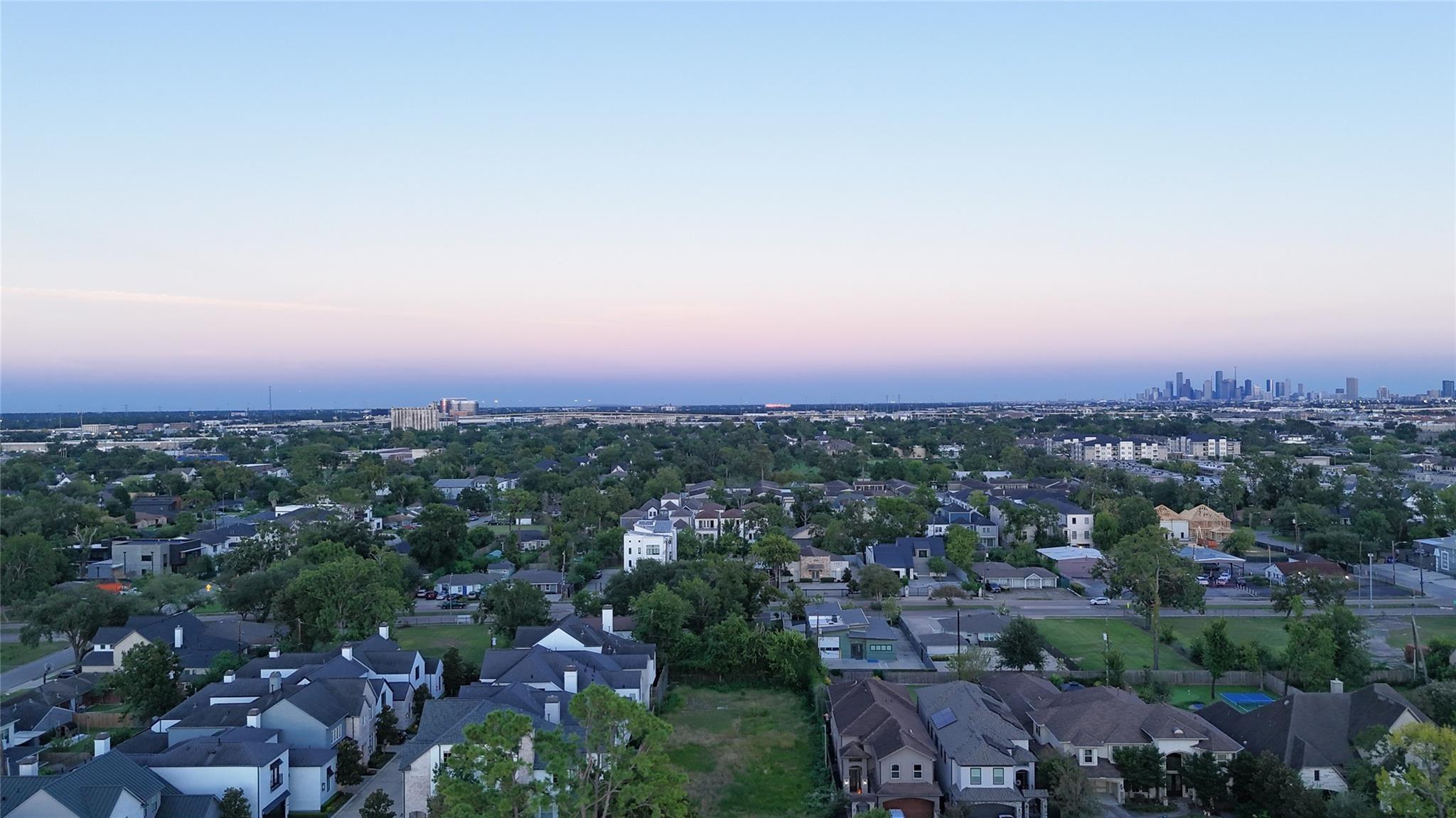 1520 Whispering Pines Dr