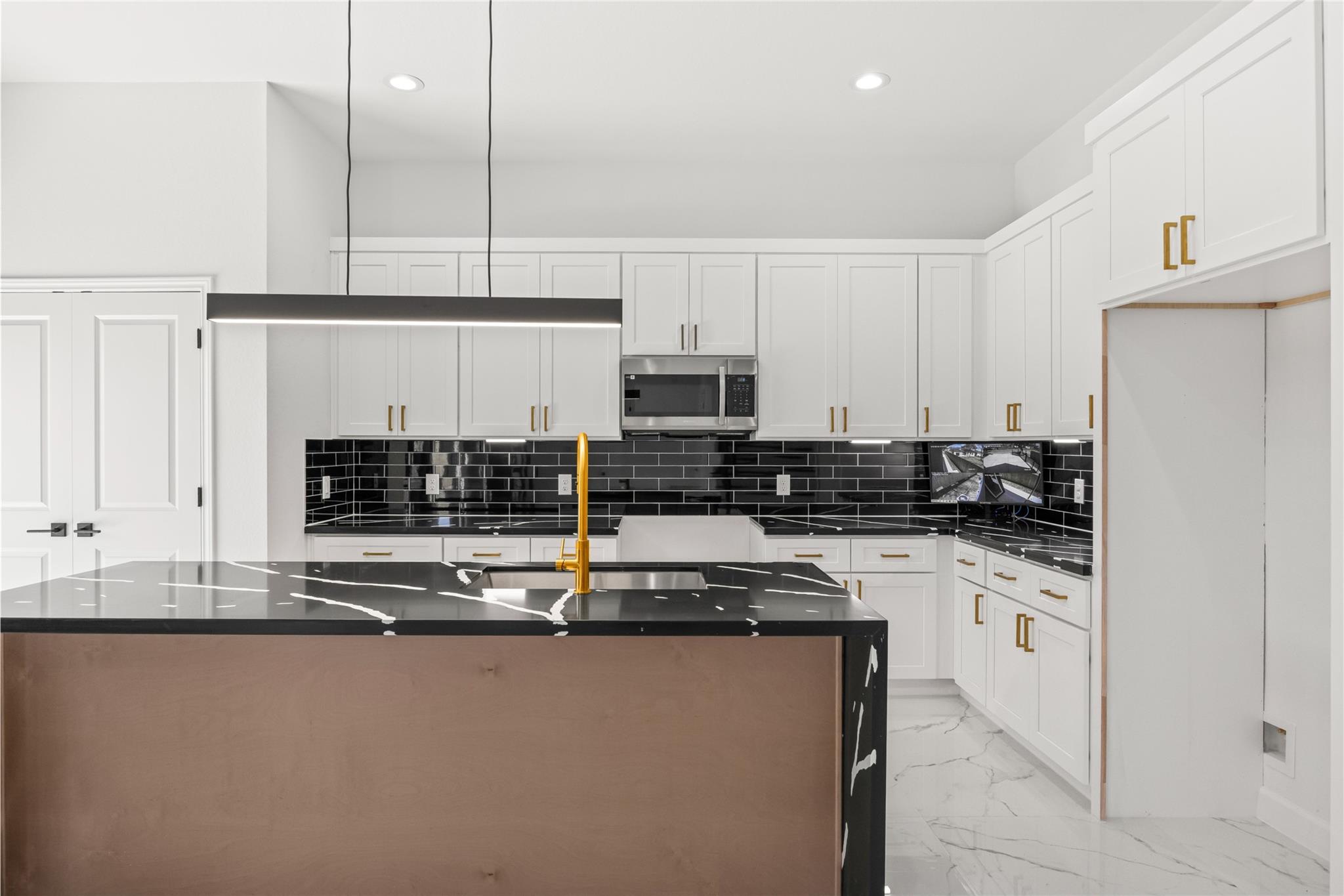 5110 Westover Unit B Street B