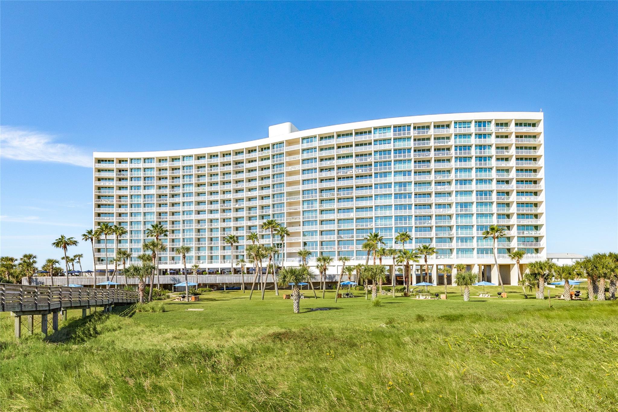 1401 E Beach Drive 212