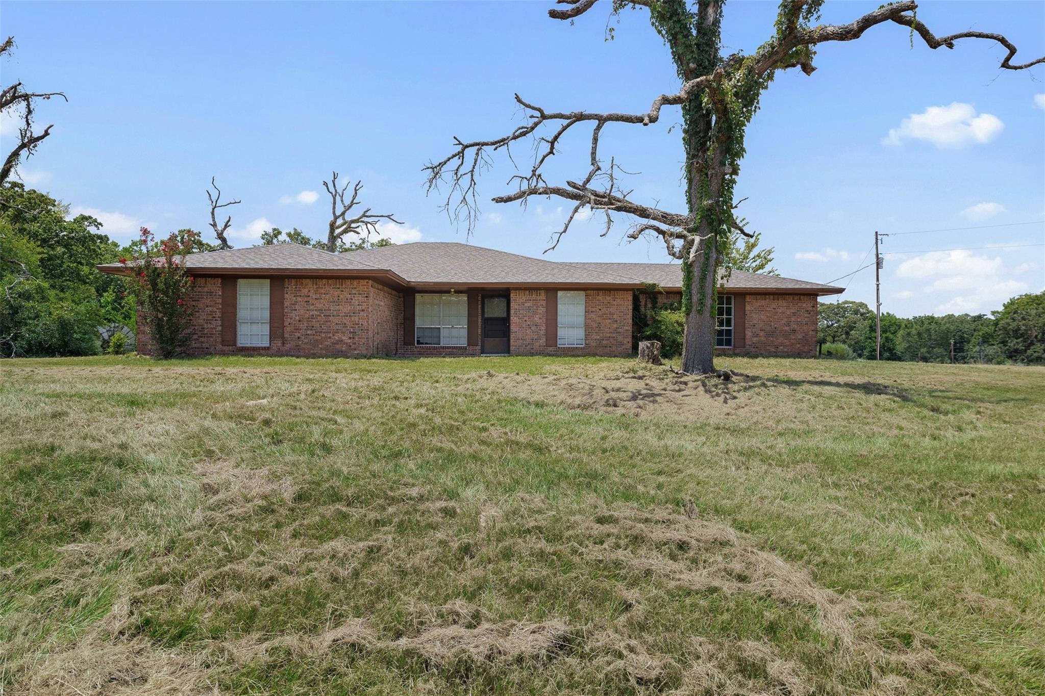1852 County Road 202