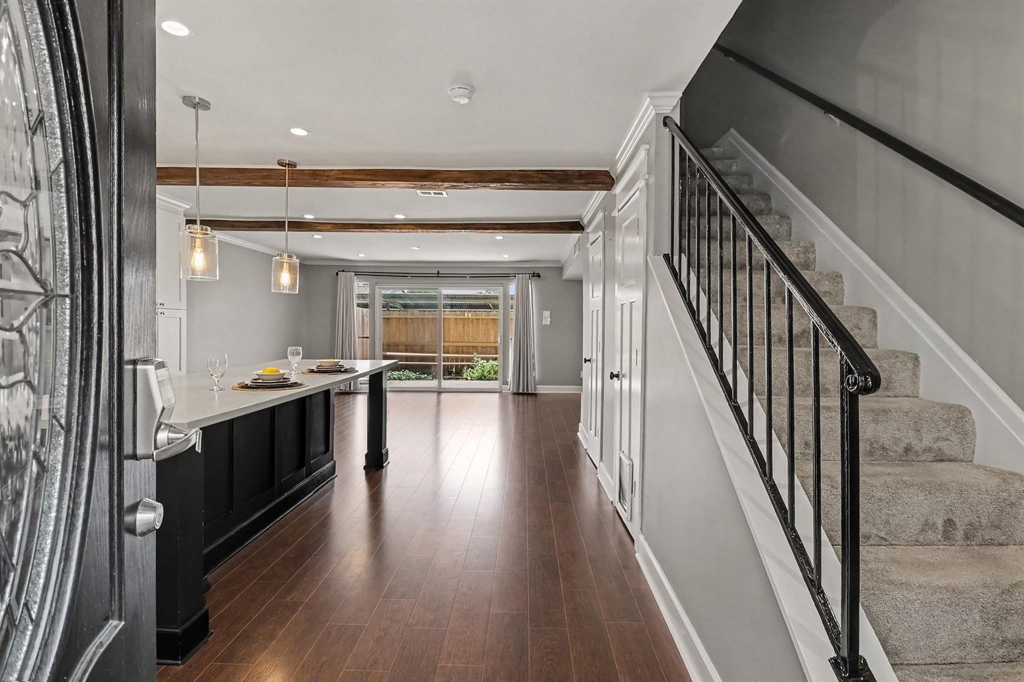 18206 Heritage Lane 8206