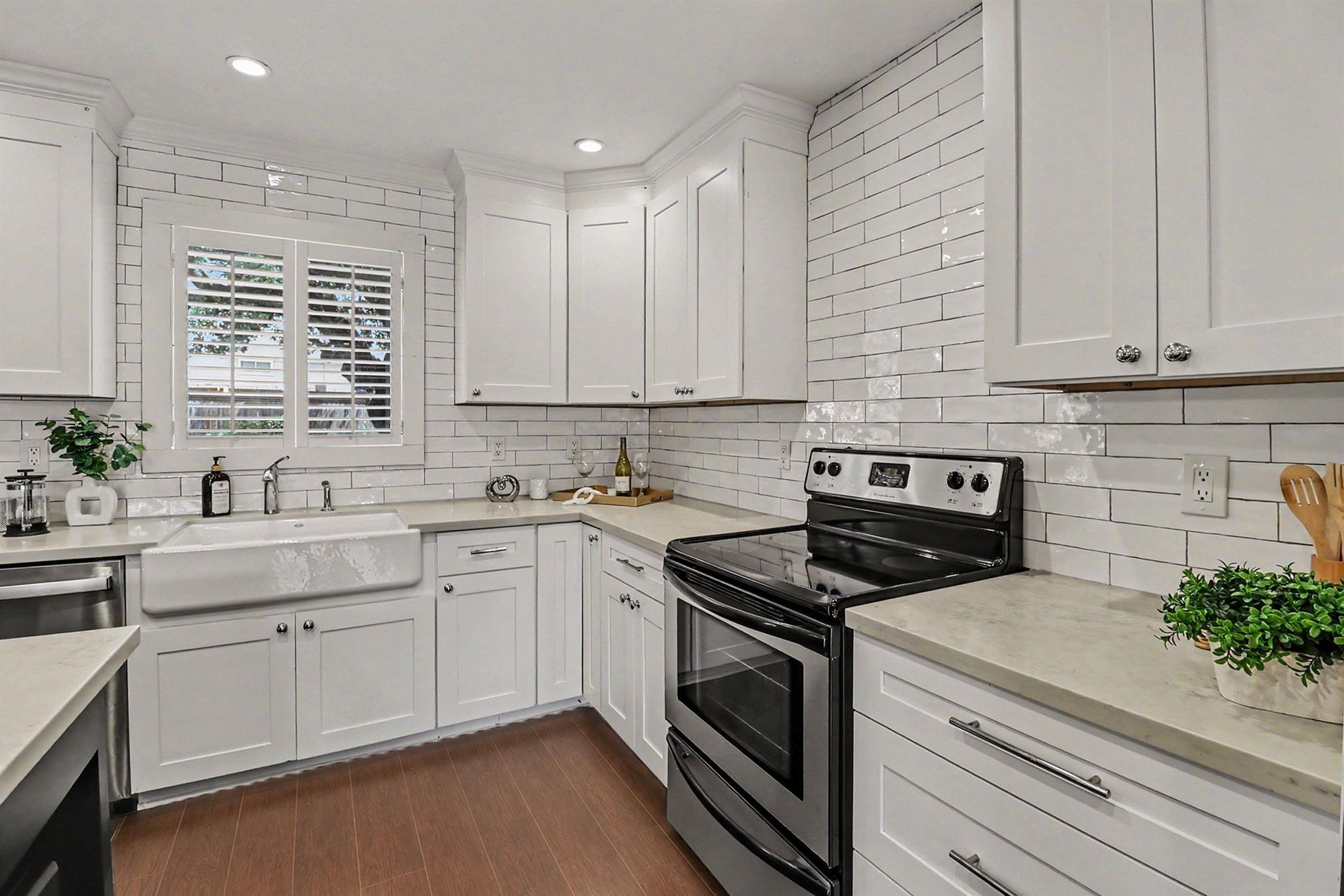 18206 Heritage Lane 8206