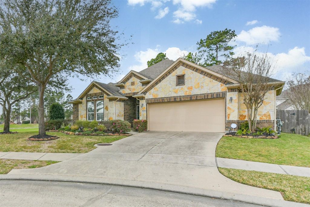 Photo of 17303 Cumberland Park Lane, Humble, TX 77346 (MLS # 10372587)