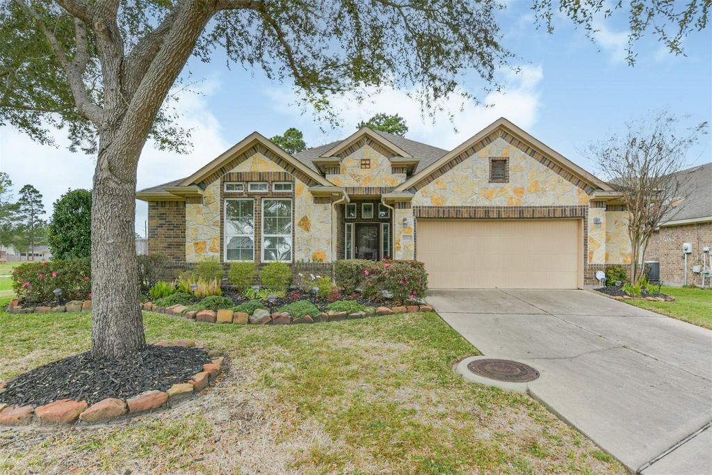 Photo of 17303 Cumberland Park Lane, Humble, TX 77346 (MLS # 10372587)