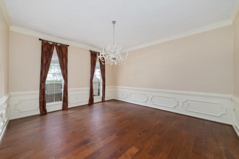 2306 Vine Creek Drive