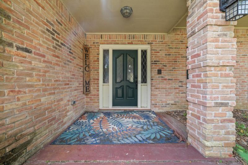 2306 Vine Creek Drive