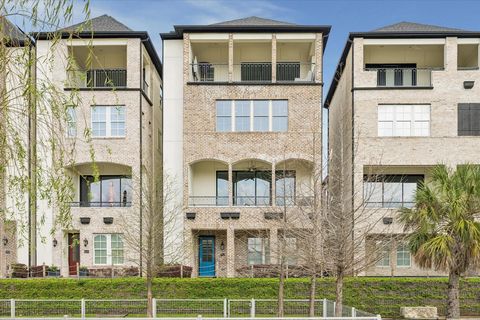 Photo of 2727 Maxroy Street, Houston, TX 77007 (MLS # 58450027)