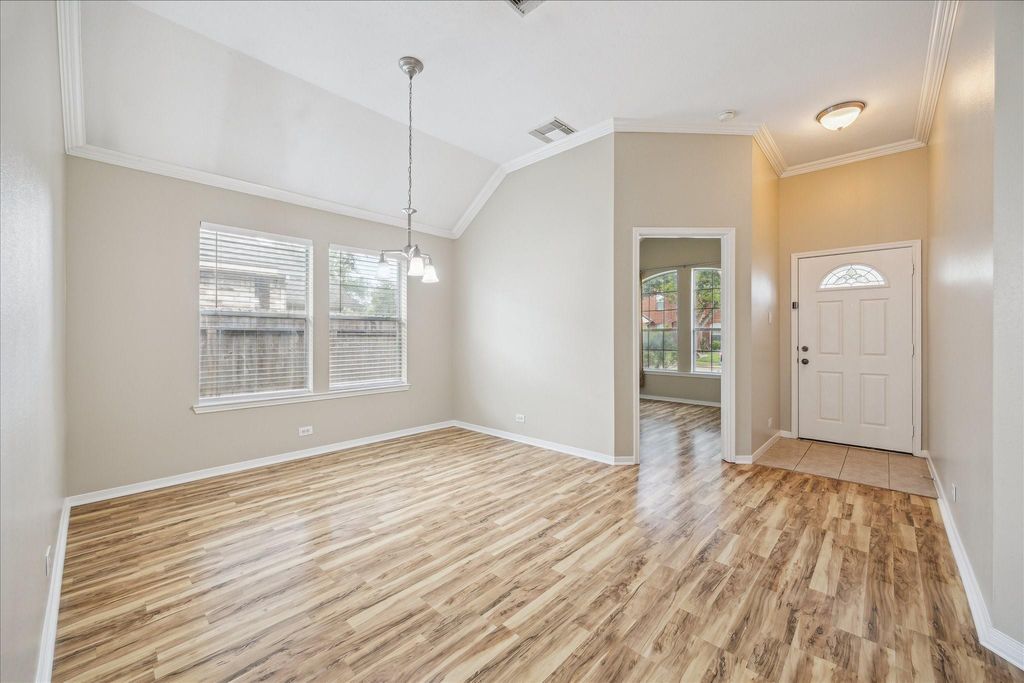 Photo of 2708 Courtyard Lane, Pearland, TX 77584 (MLS # 38509362)