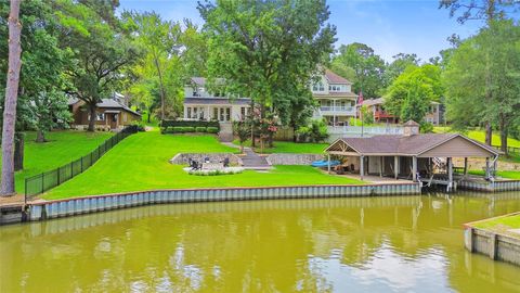 Photo of 81 Lake Oaks Boulevard, Coldspring, TX 77331 (MLS # 75738769)