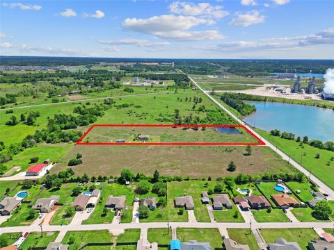 11242 Longstreet Road Willis TX 77318