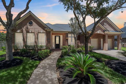 Homes For Sale - 8403 Cape Henry<br/> Missouri City, TX 77459