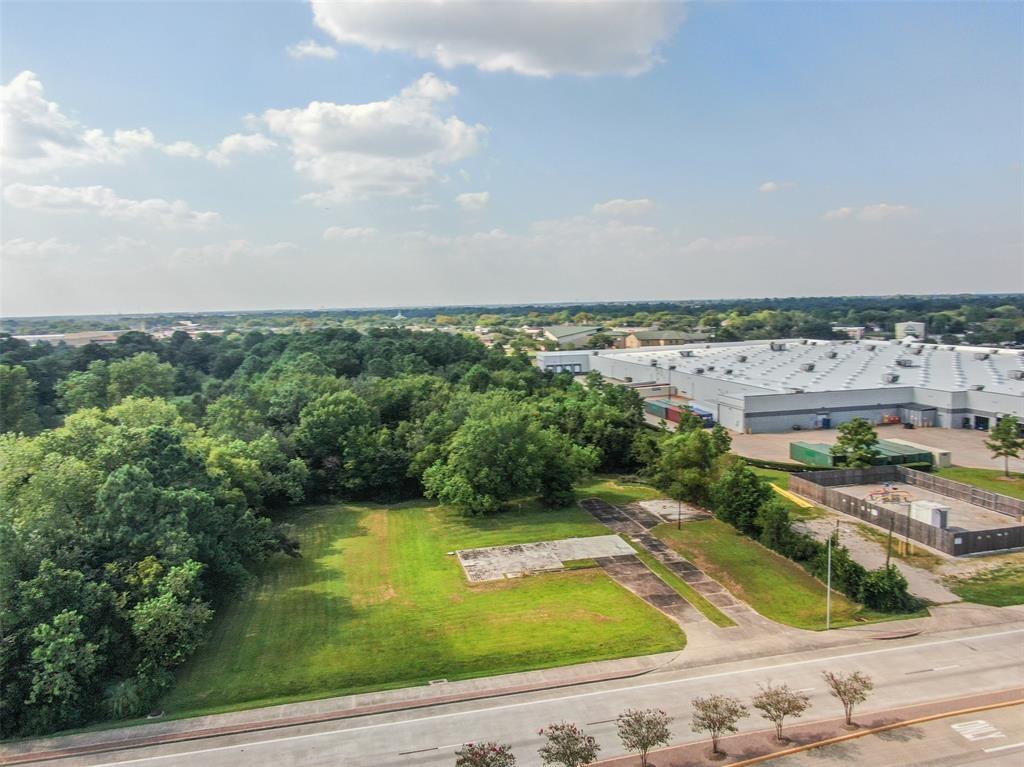 3302 Dixie Farm Road