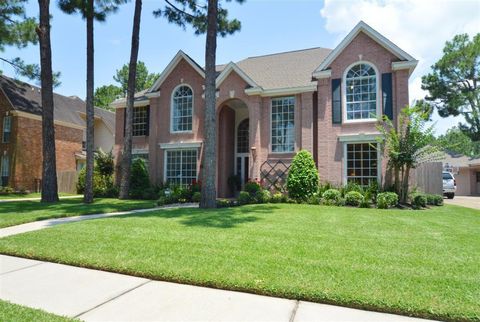 Photo of 4103 Walnut Pond Drive, Houston, TX 77059 (MLS # 83351617)
