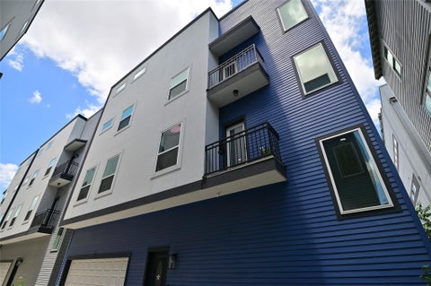 Photo of 1117 W 16th Street #C, Houston, TX 77008 (MLS # 51403136)